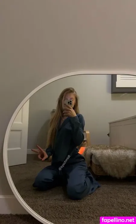 Krazykylee OnlyFans Thumbnail #NmovUbBVdl