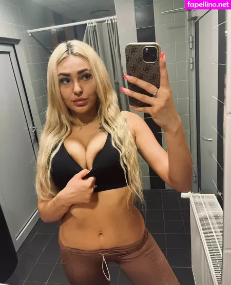 Krejziczika OnlyFans Thumbnail #ewx4INwga0