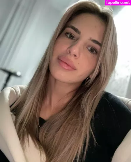 Kris Blow OnlyFans Thumbnail #KMlUznzz9B