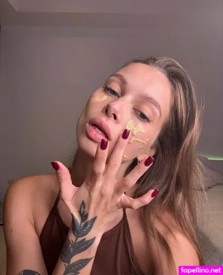 Kris Evelyne OnlyFans Thumbnail #FOzChWmgTN