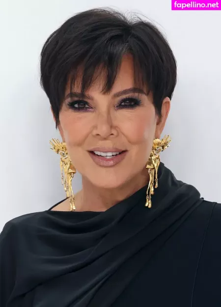 Kris Jenner OnlyFans Thumbnail #60pZnGYyEX