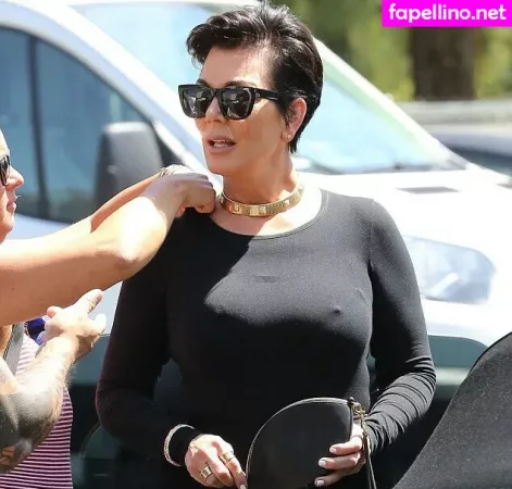 Kris Jenner OnlyFans Thumbnail #t1QC1XeAAd