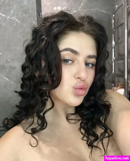 Kris Juicy OnlyFans Thumbnail #7JnAWkdrov