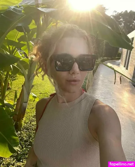 Kris Ostrovskaya OnlyFans Thumbnail #R4cNA3M8DA