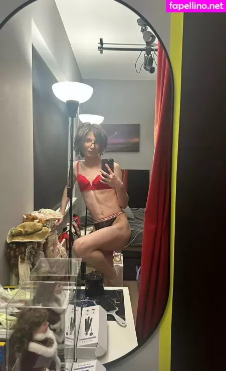 Kris Srose OnlyFans Thumbnail #KSKVLKQwRj