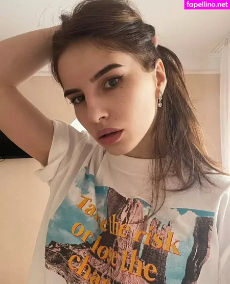 Krisblow OnlyFans Thumbnail #0V2SJUZoNq