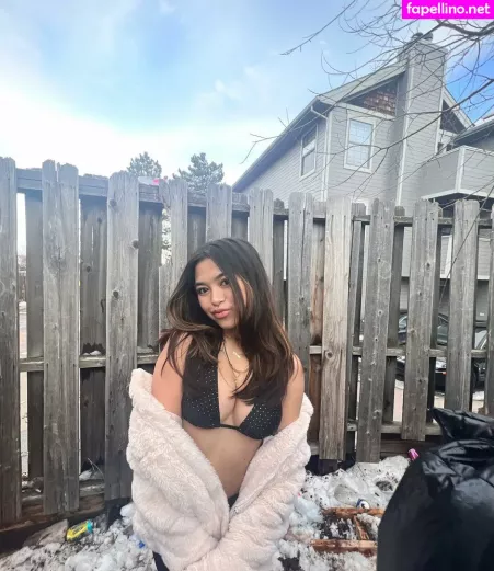 Krischelle Delgado OnlyFans Thumbnail #yRxno9ENWE