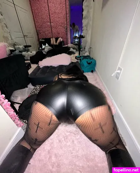 Krisdabarb 1 OnlyFans Thumbnail #n0n4tQgjw4