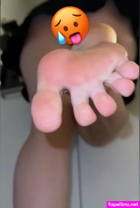 Krisfeet7 OnlyFans Thumbnail #h63lteR0a7