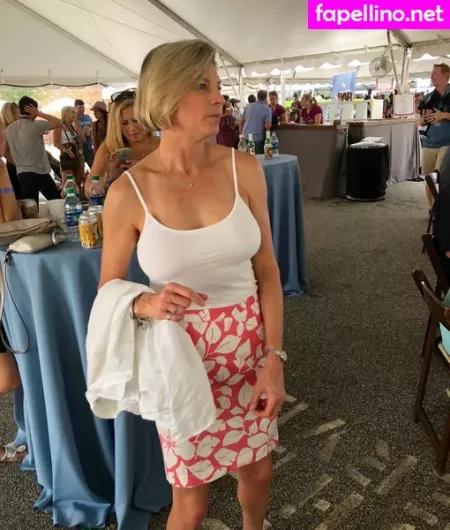 Kriskarr4 OnlyFans Thumbnail #QcCv2QDJuk