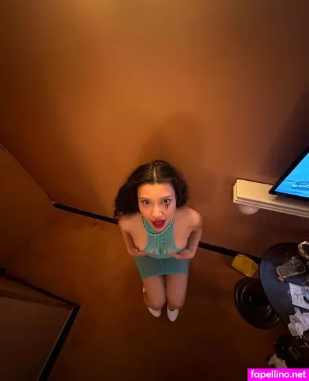 Krisplusfree OnlyFans Thumbnail #9cV7cyokom