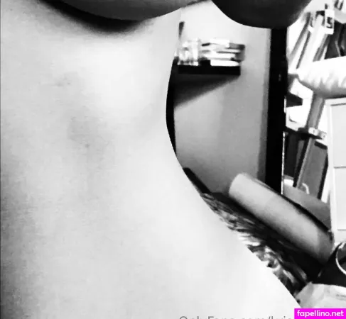 Krisplusfree OnlyFans Thumbnail #kc3XTR8SNH