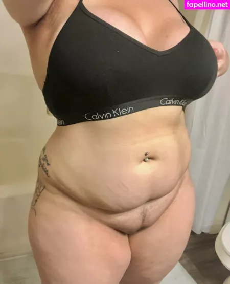 Krispytofuuu OnlyFans Thumbnail #P2c1LR3lYF