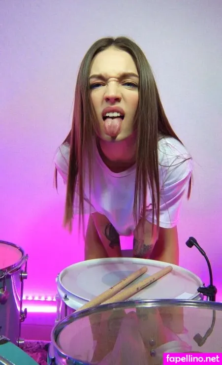Kriss Drummer OnlyFans Thumbnail #FXPNOx7163