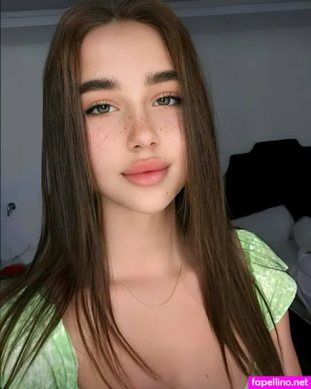 Krisshy OnlyFans Thumbnail #BeeNVjKDpt