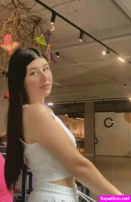 Krisshy OnlyFans Thumbnail #LtlG2EFB2o