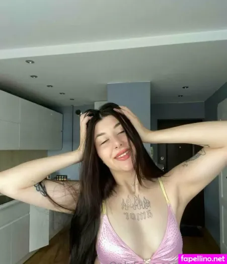 Krisshy OnlyFans Thumbnail #VtYqRb9FVo