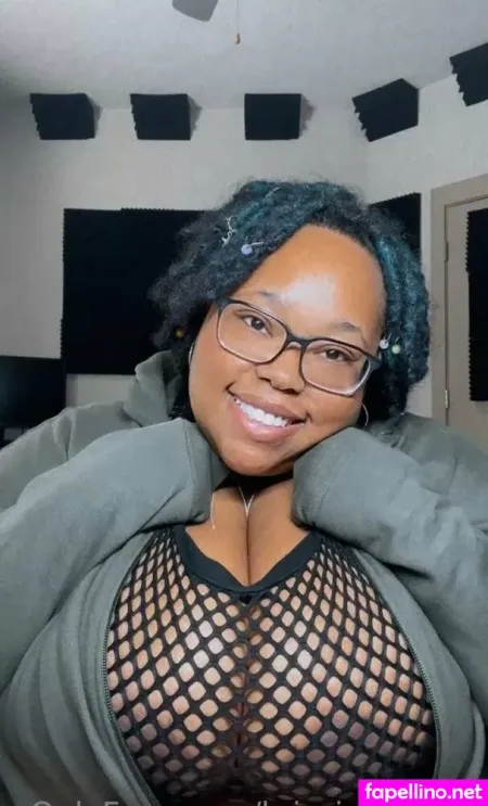 Krissi Monique OnlyFans Thumbnail #9nBwdVbPla