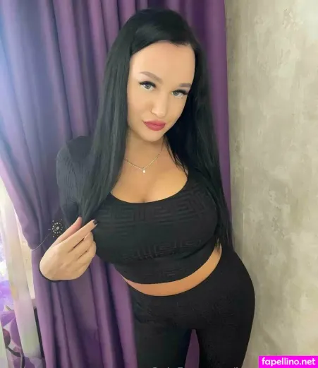 Krissta Evans OnlyFans Thumbnail #eHPkf3xQzO