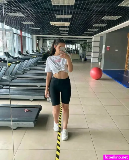 Krisstalline OnlyFans Thumbnail #1rcoUqXhm2
