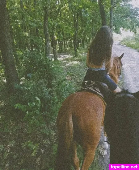 Krisstile Main Profile Photo