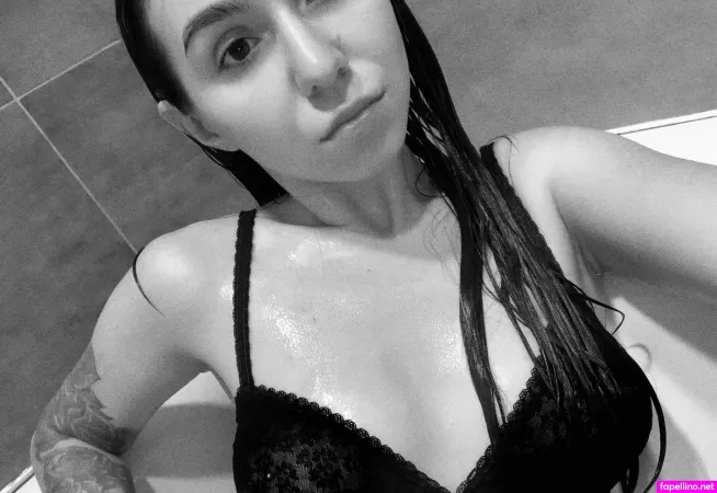 Krisstile OnlyFans Thumbnail #MeKc7eHiqo