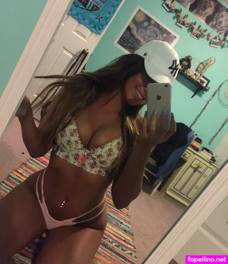 Krissytaylor OnlyFans Thumbnail #81hvW9kQJ3