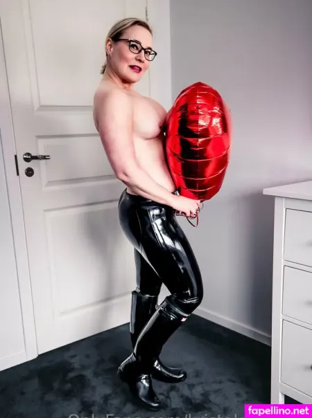 Krista K Realtor OnlyFans Thumbnail #Gg1gS2hEYS