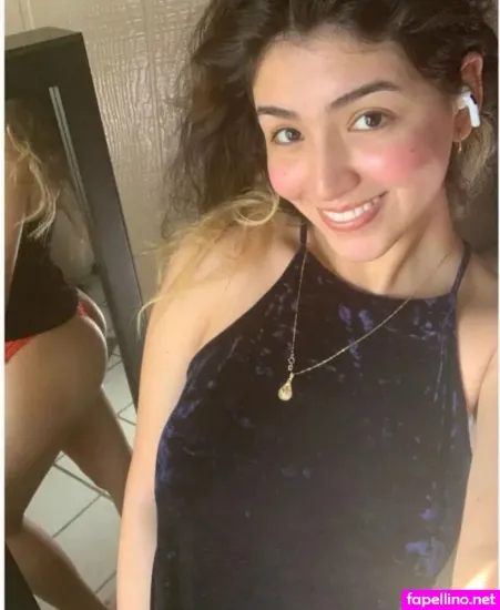 Kristalqr OnlyFans Thumbnail #9PZInGx328