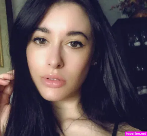 Kristanovva OnlyFans Thumbnail #GQPG7zDWwK