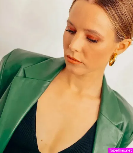 Kristen Bell OnlyFans Thumbnail #0sXEEWItK2