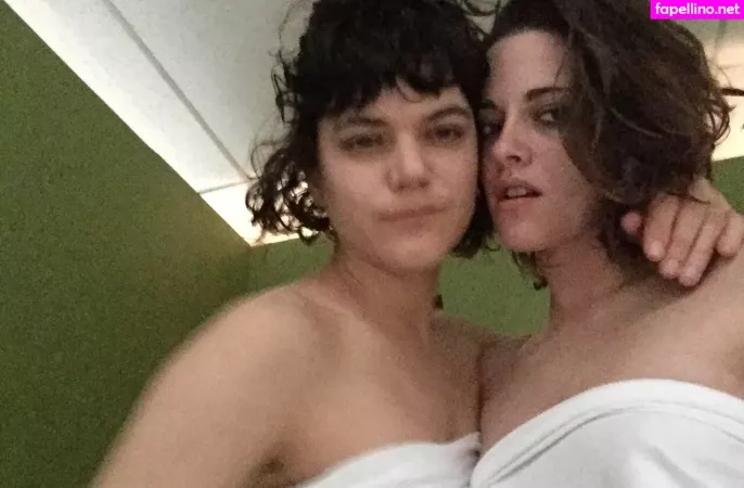 Kristen Stewart OnlyFans Thumbnail #RjyocmHOgi