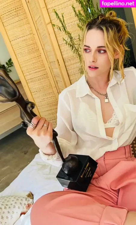 Kristen Stewart OnlyFans Thumbnail #hbB1DEQM93