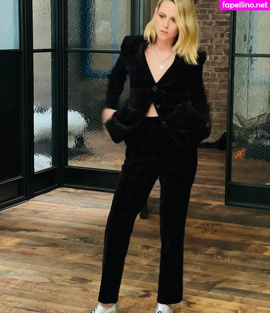 kristenstewart, kristenstewartx Nude Leaked OnlyFans Photo #ie2acT1GL1