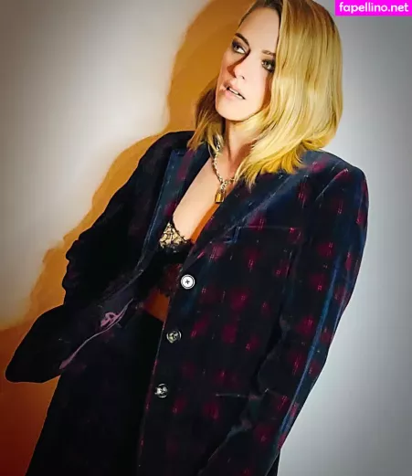 Kristen Stewart OnlyFans Thumbnail #kEYLNbidhd
