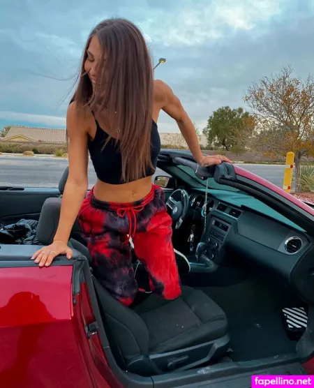 Kristenheh OnlyFans Thumbnail #Yk3i3pfQYn