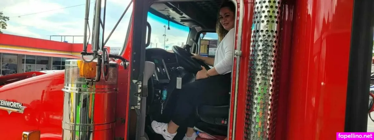 Kristenhill OnlyFans Thumbnail #gH87RDkiWY