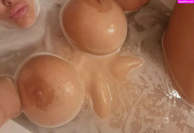 Kristhin Gomez 1 OnlyFans Thumbnail #LG52vkZYyi