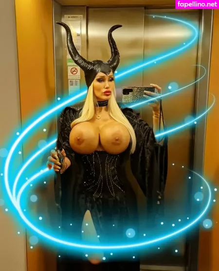 Kristhin Gomez 1 OnlyFans Thumbnail #e6gjyiF5jj