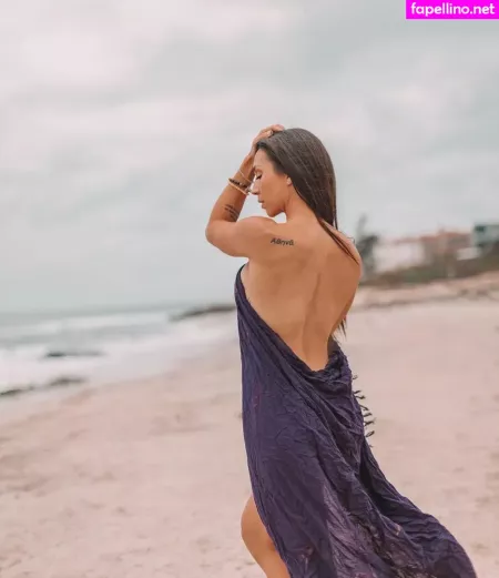 Kristie Barker OnlyFans Thumbnail #lLdxi57UjY