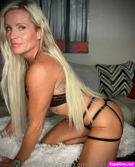 Kristikreamfree OnlyFans Thumbnail #rH0oCb0mRx