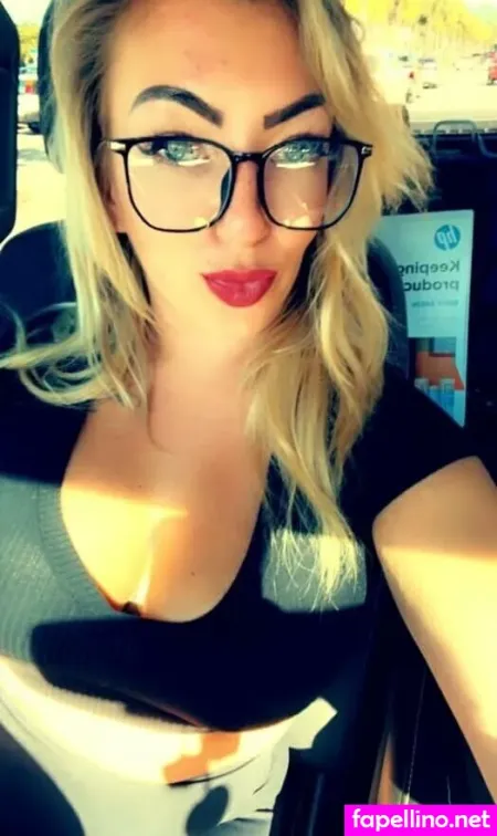 Kristilee87 OnlyFans Thumbnail #4HDeV0tSfh