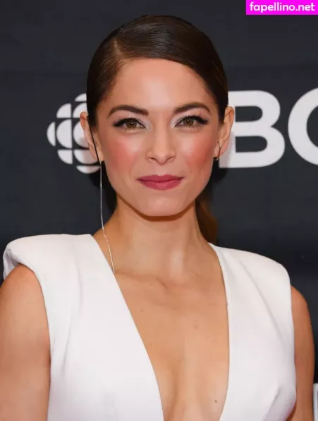 Kristin Kreuk OnlyFans Thumbnail #2ikpUPxIhf