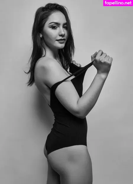 Kristina Azaronak OnlyFans Thumbnail #OWrFovX6aP