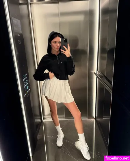 Kristina Green OnlyFans Thumbnail #d1cm2QmZid