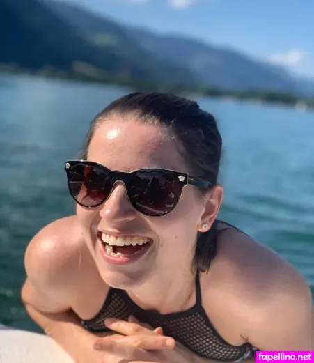 Kristina Inhof OnlyFans Thumbnail #0HuqD3yjYi