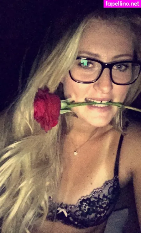 Kristina Mladenovic OnlyFans Thumbnail #CqGASQQyLQ