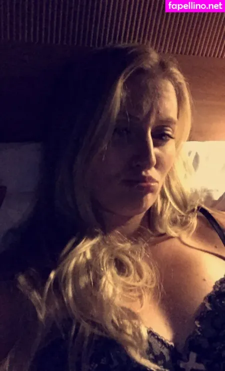 Kristina Mladenovic OnlyFans Thumbnail #Mm9DWcw15W