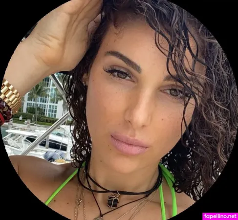Kristina Santa 13 OnlyFans Thumbnail #V42UbwitRe
