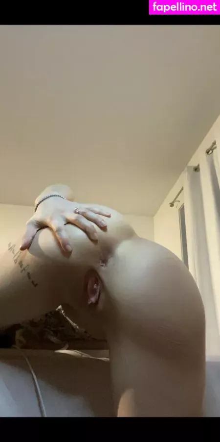 Kristinabpremium OnlyFans Thumbnail #3iR2HujLxv